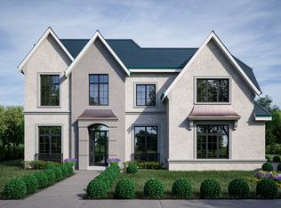 82 Essex Rd, Winnetka, IL 60093