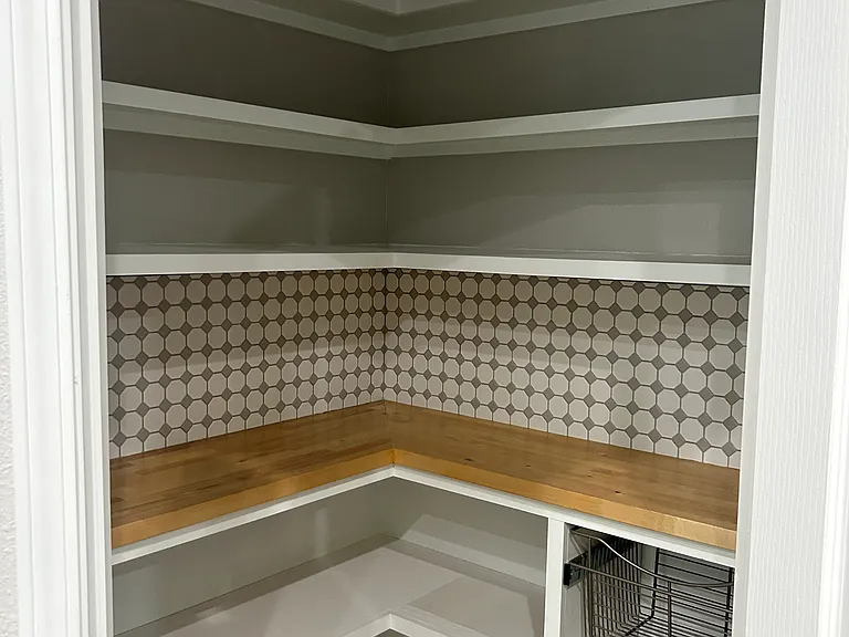 186 Granite City Ave — Photo 5