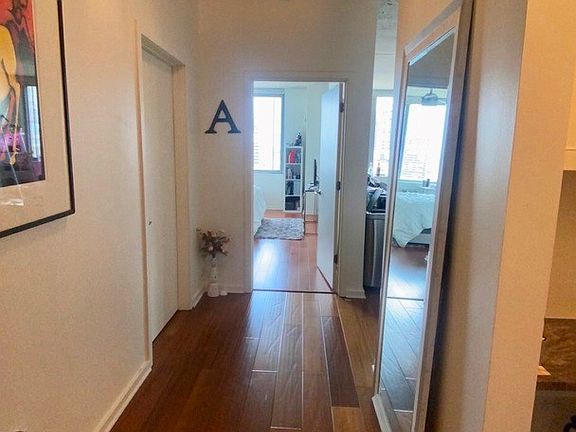 4th image of 659 W Randolph St APT 1207