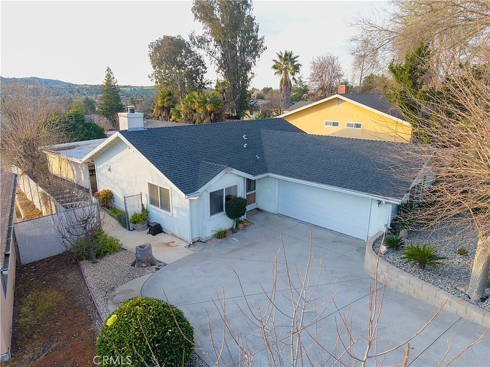 1st image of 715 Shannon Hill Dr