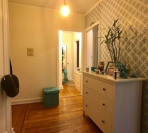 3rd image of 405 E 51st St APT 3A