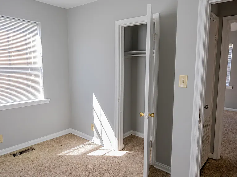 511 Blue Ridge St — Photo 14
