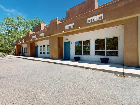 218 Cynthia Loop NW, Albuquerque, NM 87114