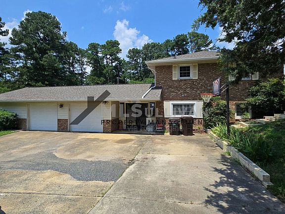 4th image of 2601 Cohnwood Dr