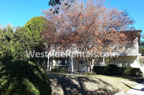 1st image of 23525 Aetna St