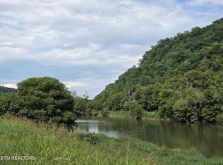 Caney Valley Rd, Sneedville, TN 37869