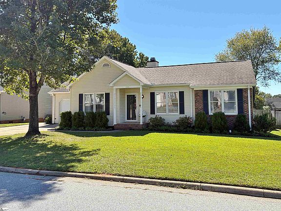 2nd image of 120 Oak Valley Dr
