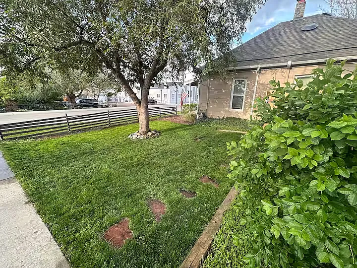 3474 W Lehigh Ave — Photo 73