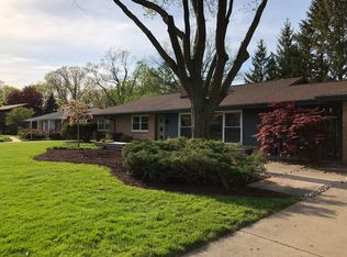 539 Woodland Pass, East Lansing, MI 48823