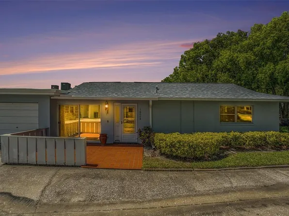 1606 Berwick Ct APT B, Palm Harbor, FL 34684