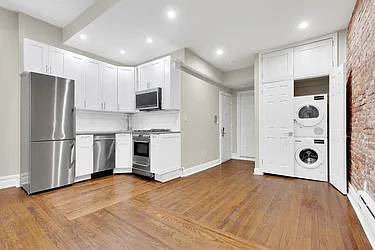 Rented by Cooper & Cooper Real Estate