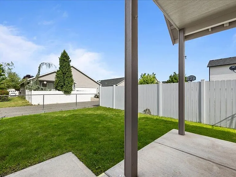 4612 Belgian Ln — Photo 20