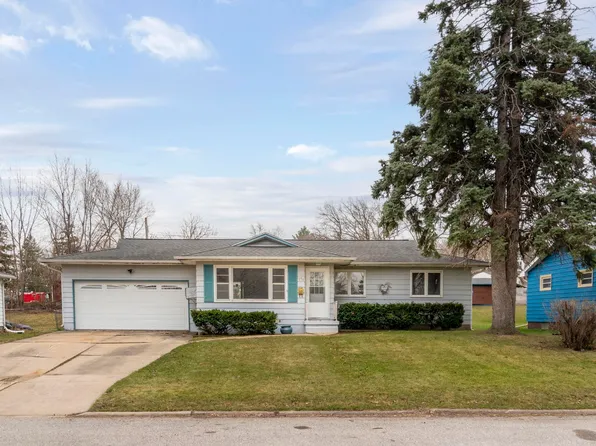 1746 Patton Ave, Waterloo, IA 50702