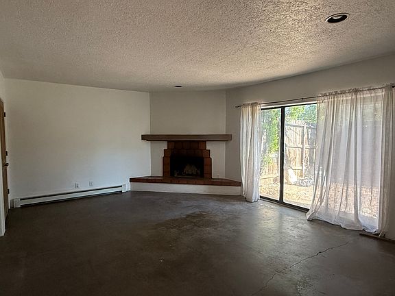 2nd image of 225 Anita Pl #E