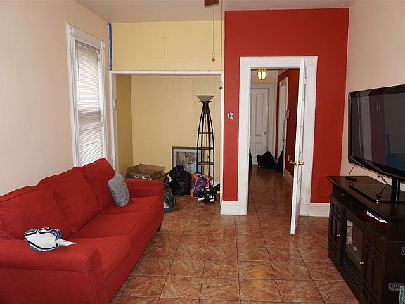 5th image of 43 Boyd Ave