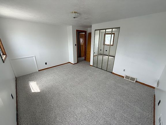5th image of 6107 Greene Dr