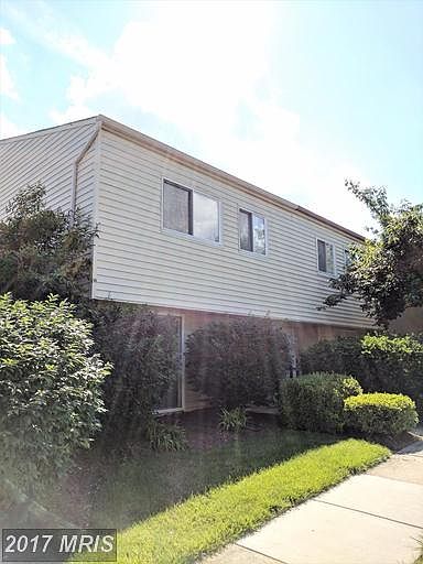 2nd image of 403 Spruce Ct
