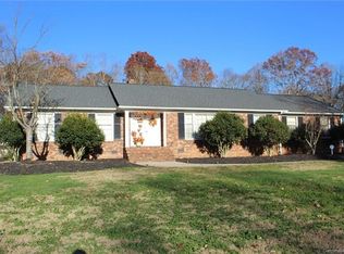 418 Willow Rd, Salisbury, NC 28147