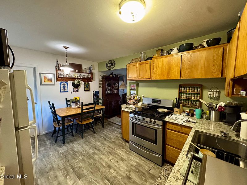 4th image of 51 Munro Court