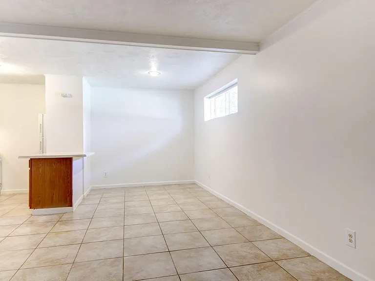 717 Fairmont Dr — Photo 13