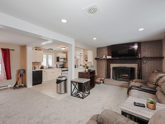 2nd image of 128 N Shore Road