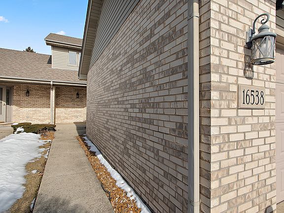 3rd image of 16538 Fairfax Ct