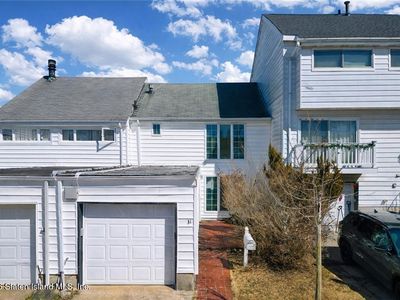 31 Barclay Cir, Staten Island, NY, 10312