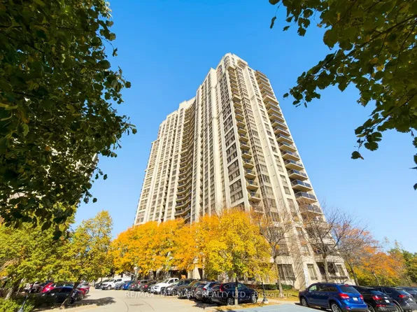 700 Humberwood Blvd SE #2023, Toronto, ON M9W 7J4