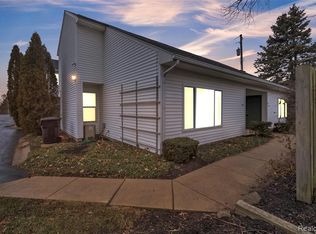 253 Lottie St #1, South Lyon, MI