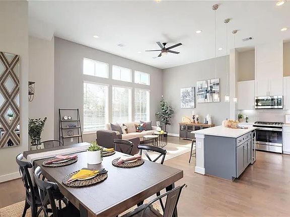 3rd image of 7704 Nasser Ln