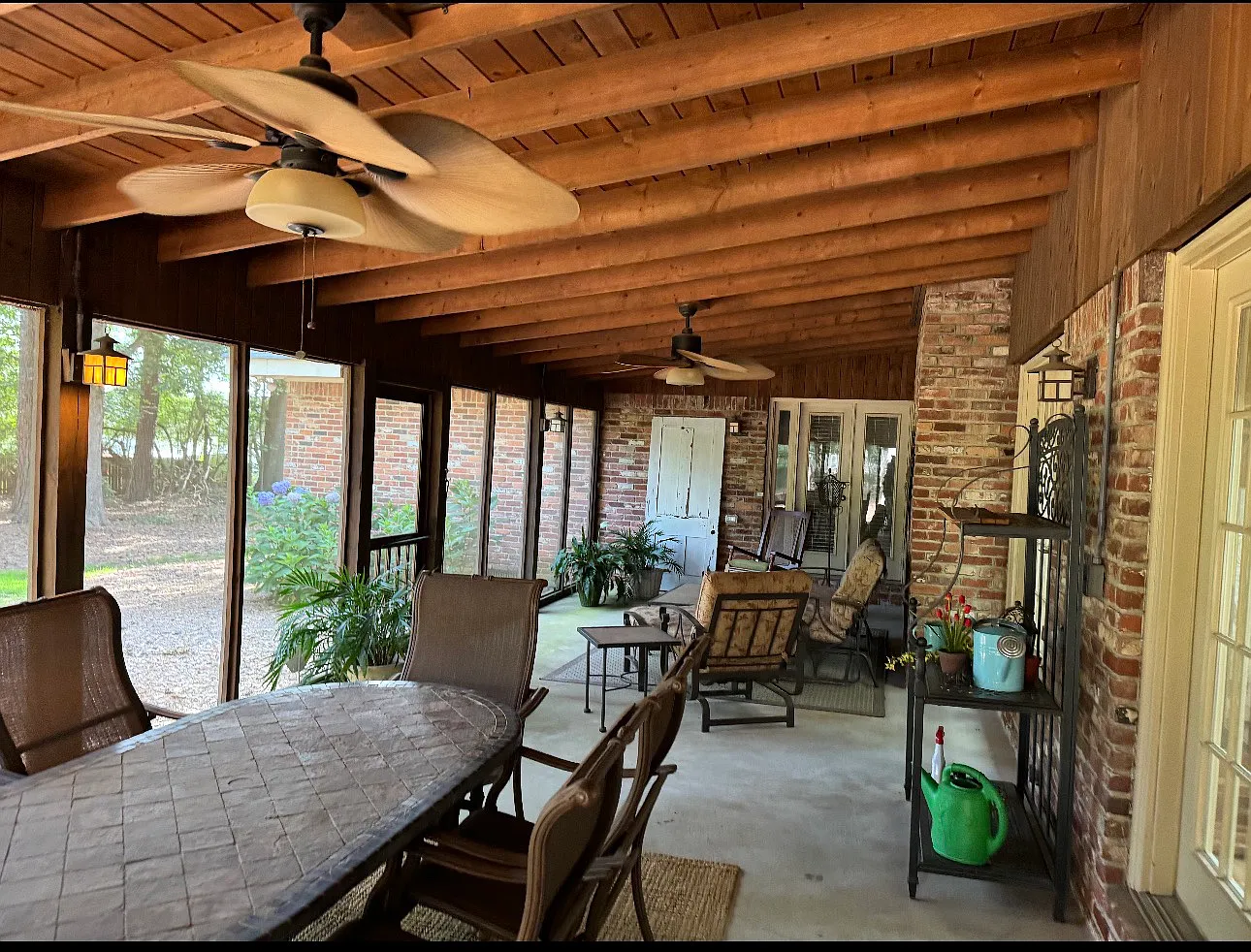 3 bed, 2169 sqft, $2,000 — Photo 3