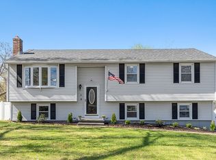 5 Currier St, Methuen, MA 01844