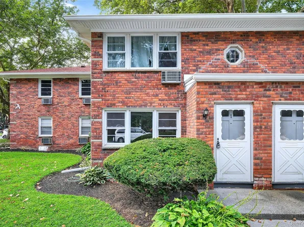 2710 South Road #A1, Poughkeepsie, NY 12601