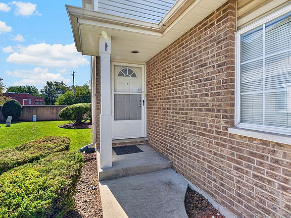3rd image of 5229 Mint Julip Dr