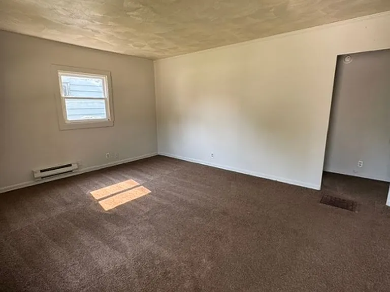 1014 Baxter St — Photo 2