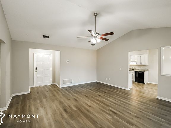 3rd image of 2386 Dundee Ct E