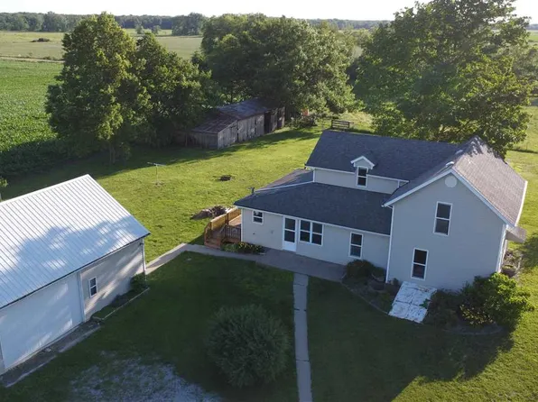 2789 Highway 22, Riverside, IA 52327
