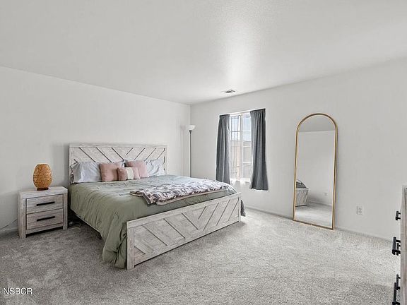 5th image of 217 Gilea Ct