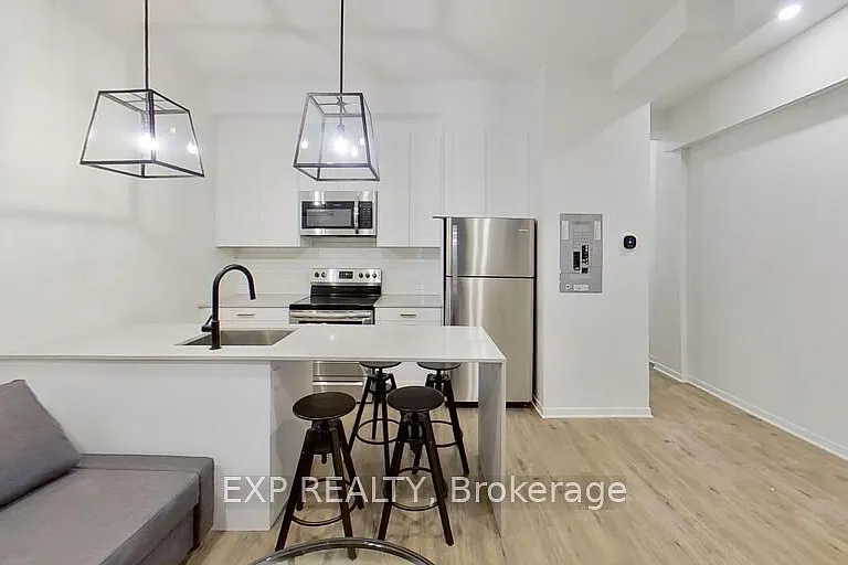 327 Catherine St #C — Photo 1