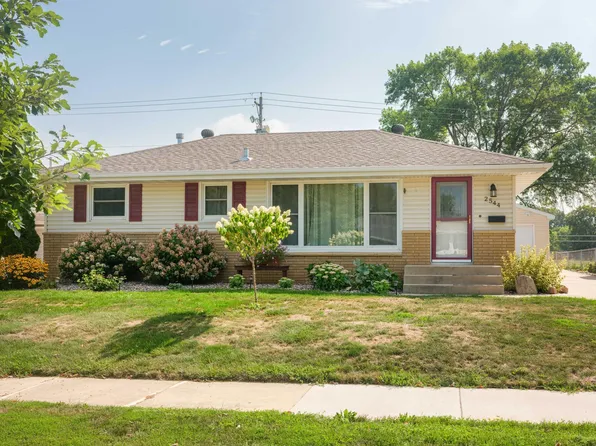 2544 11th Ave NW, Rochester, MN 55901