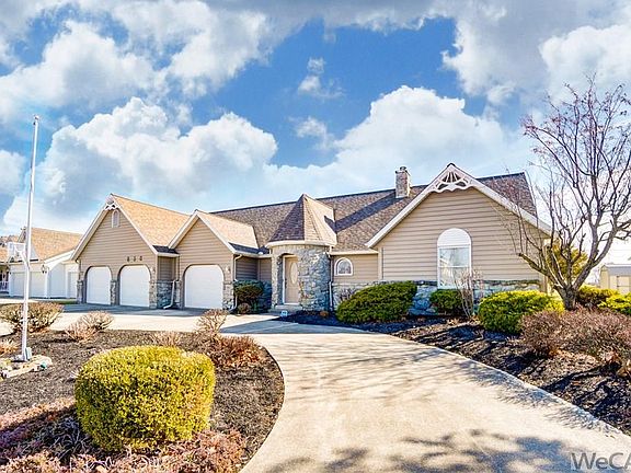 2nd image of 706 Yorkshire Dr