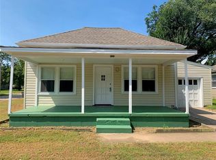 829 S Choctaw Ave, Bartlesville, OK 74003