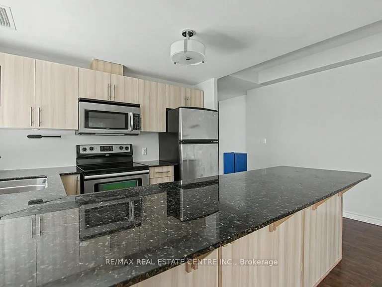 170 Water St N #411 — Photo 12