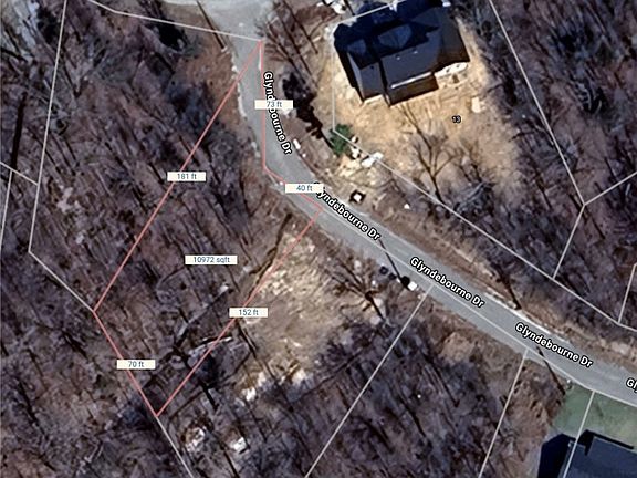 4th image of 39 Glyndebourne Dr
