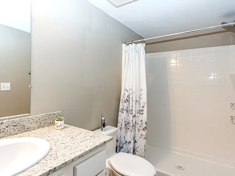 New 2br2ba Bathroom 2