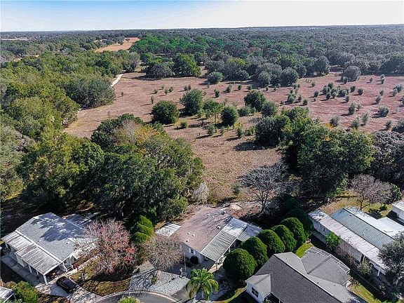 5th image of 532 Saint Andrews Ct