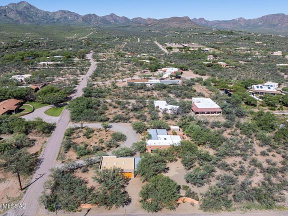 5th image of 18 Piedra Dr
