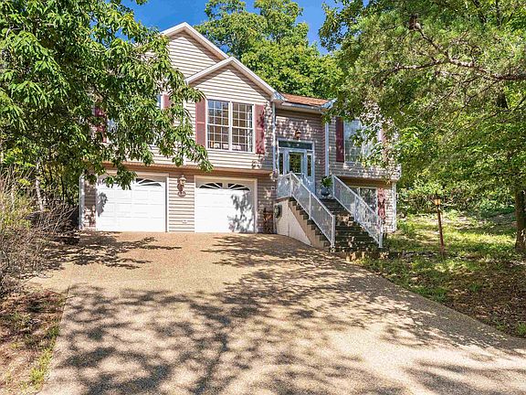 2nd image of 2864 Hopkins Dr
