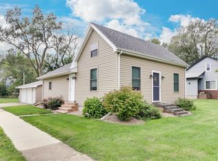 400 W Main St, Stanford, IL 61774