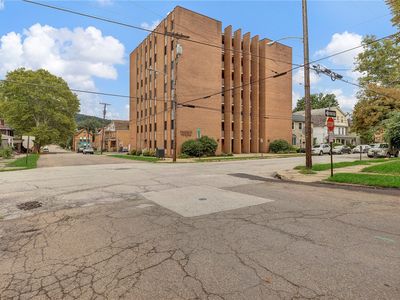 1326 6th Ave APT 304, Beaver Falls, PA, 15010